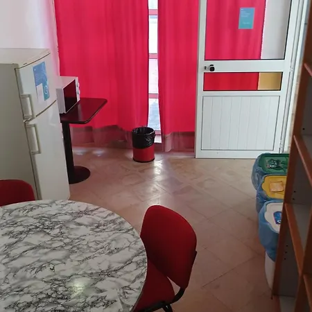 Hi - De Juventude Hostel *