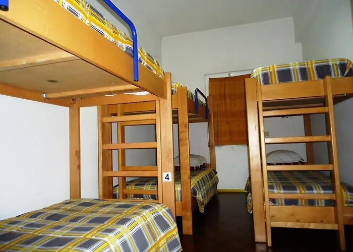 Hi - De Juventude אכסניה