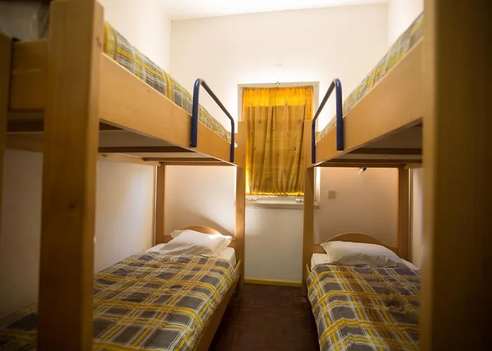 Hi - De Juventude אכסניה