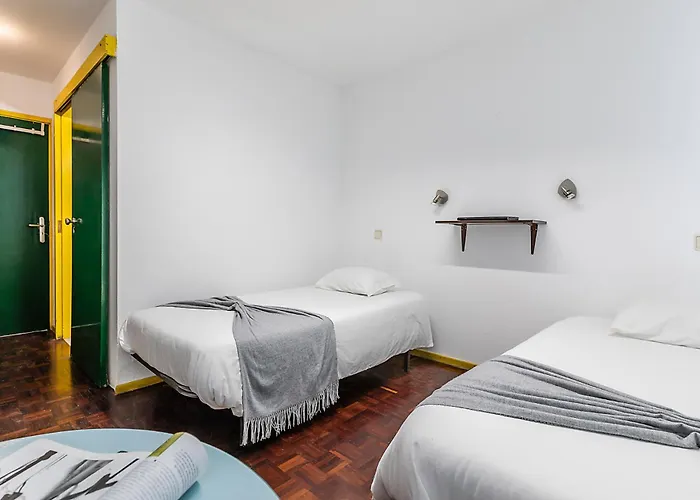 Hi - De Juventude Hostel *