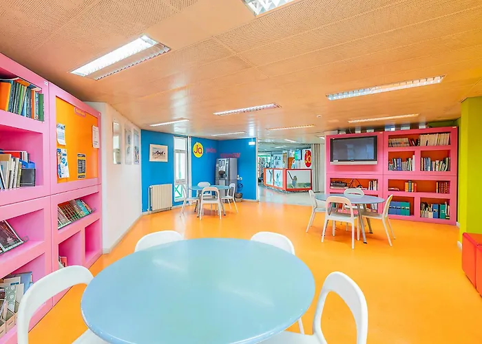 Hi - De Juventude Hostel *